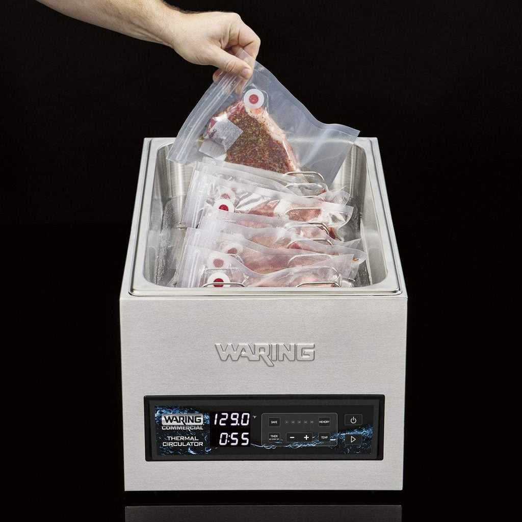Waring Commercial Circulator Waring Commercial 25-Liter (6.6 Gallon) Thermal Circulator, 2 Racks and 2 Rack Lifts included