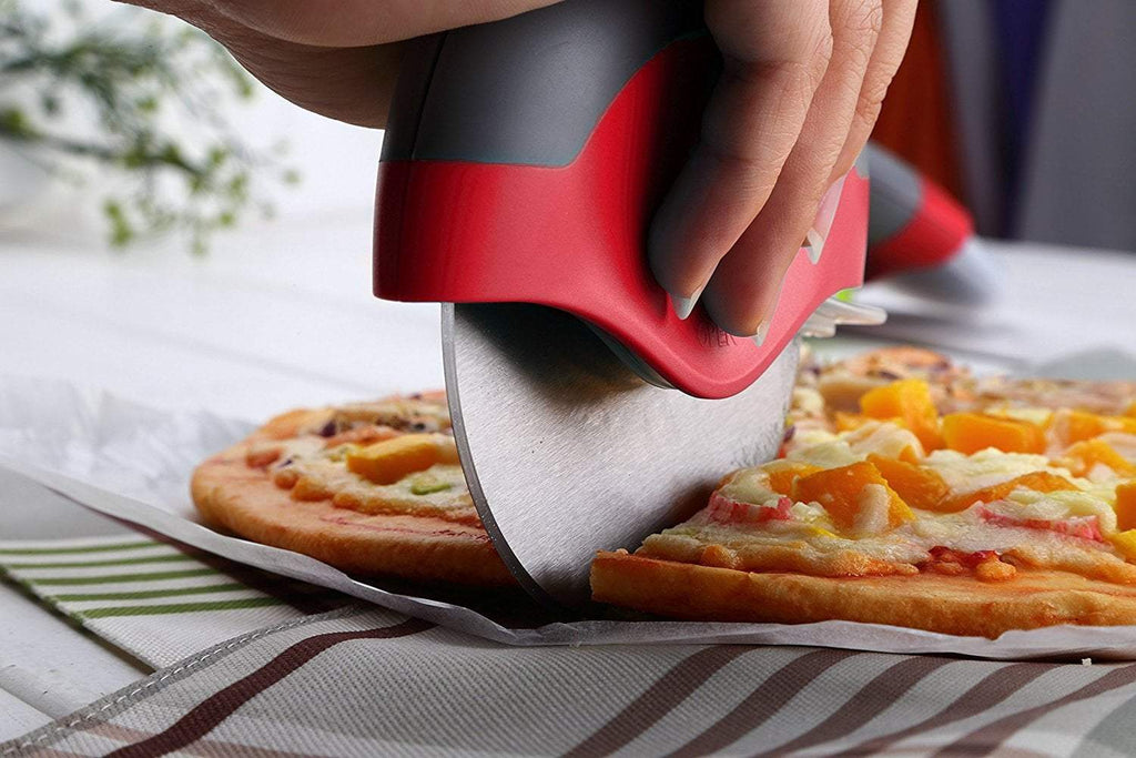 WPPO Pizza Accessories WPPO Deluxe Roller Pizza Cutter.